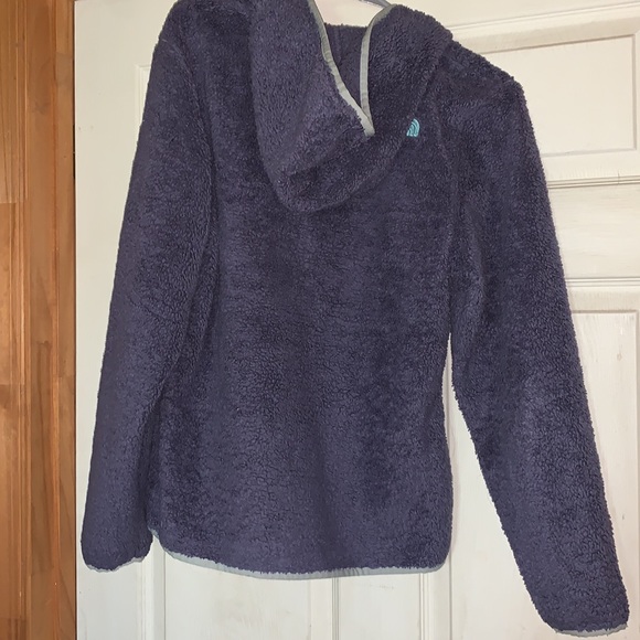 North Face Sherpa hooded jacket - Picture 7 of 8